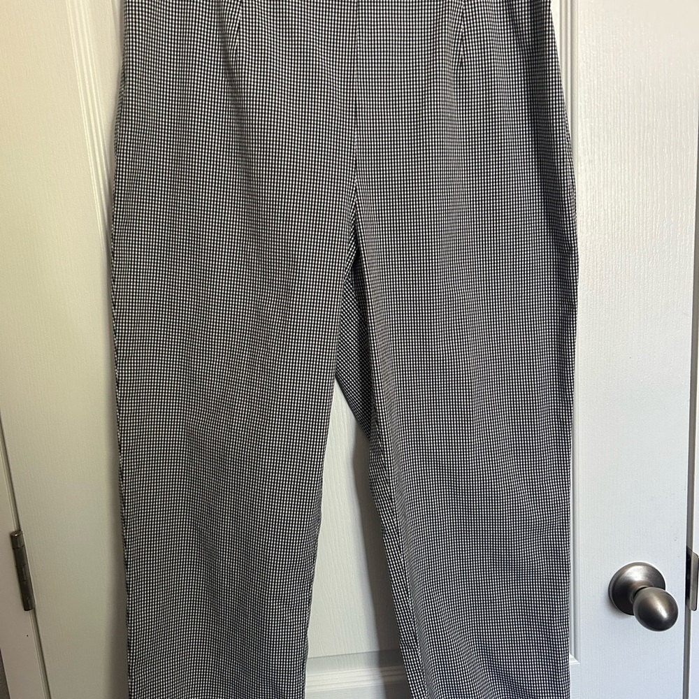 Eddie Bauer Women’s Gray Cropped Ankle Pants Straight-Leg